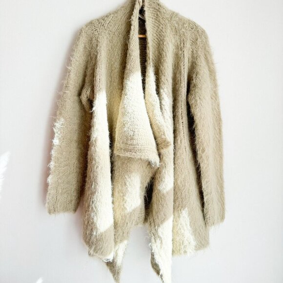 Zara Chunky Knit Mohair Texture Thick Cozy Beige Green Cardigan  S/M - Picture 3 of 9